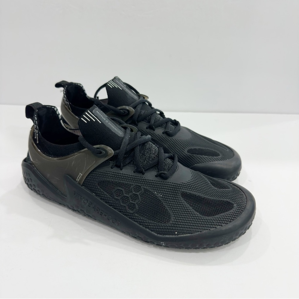 Vivobarefoot Motus Strength Women’s Shoes - Picture 1 of 9